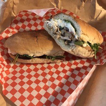 La Pergoletta Deli - Portobello w/ burrata - Delis Near Me - Los Angeles, California