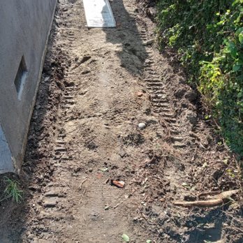 Green Grass Landscaping - Before - Landscaping Near Me Green Grass Landscaping - Before - Landscaping Near Me