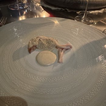 Alinea - Chicken - New American Near Me - Chicago, Illinois