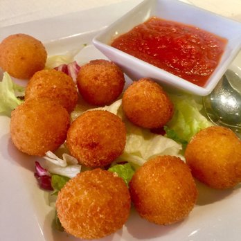Desserts Plus - Desserts Near Me - Woodbridge, Ontario