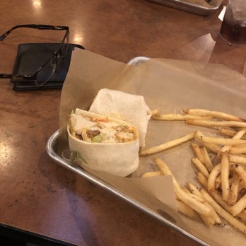 Buffalo Wild Wings - Very small portion for $10.75 - Chicken Wings Near Me - O'Fallon, Missouri