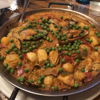 Tapas Barcelona - Seafood paella - Spanish Near Me - Evanston, Illinois