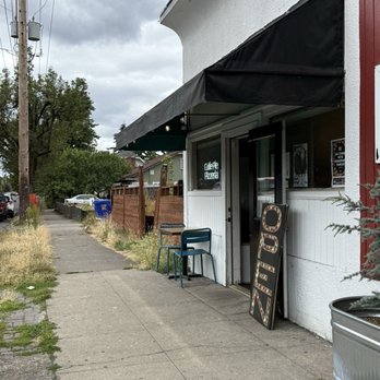 Cutie Pie Pizzeria - Pizza Near Me - Portland, Oregon Cutie Pie Pizzeria - Pizza Near Me - Portland, Oregon