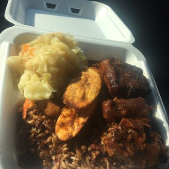 MP Island Cafe - Oxtails, rice & peas and cabbage - Soul Food Near Me - Norfolk, Virginia