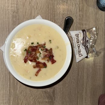 Lighthouse - Bowl Clam Chowder - Breakfast & Brunch Near Me - Newport Beach, California