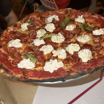 Peppi’s Pizza - Hot honey pepperoni pizza - Pizza Near Me - Miami, Florida