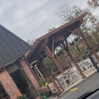 Fusion at Union - Outside seating - Pizza Near Me - Newburgh, New York