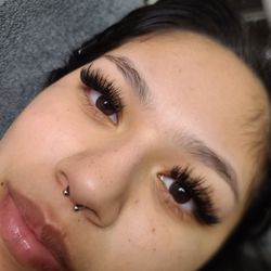 Lashes And Beauty By Sandra - Wispy Volume Lash Extensions