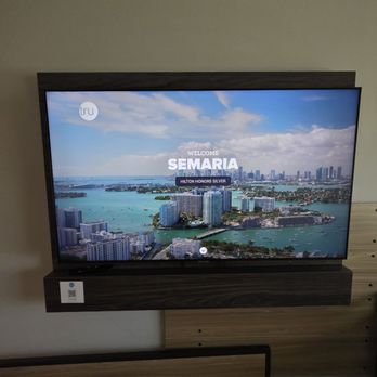 Tru by Hilton Miami West Brickell - Hotels Near Me - Miami, Florida