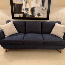 Corvallis consignment - Blue velvet couch