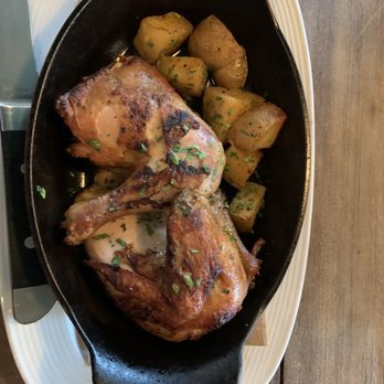Local 22 Kitchen & Bar - New American Near Me - Durham, North Carolina