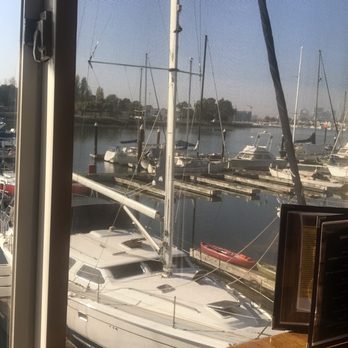 Quinn's Lighthouse - View - Seafood Near Me - Oakland, California Quinn's Lighthouse - View - Seafood Near Me - Oakland, California