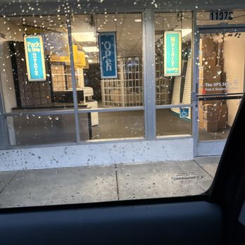 The UPS Store - 5:40.... Gone came to drop off package and they are closed what clowns! - Shipping Centers Near Me - Simi Valley, California The UPS Store - 5:40.... Gone came to drop off package and they are closed what clowns! - Shipping Centers Near Me - Simi Valley, California