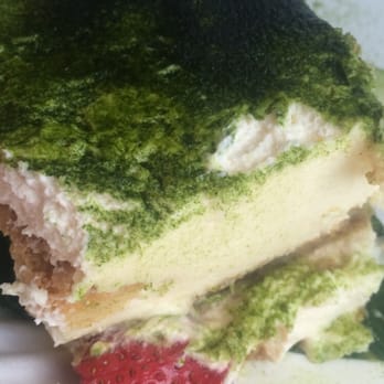 Wicker Park Sushi - Green Tea Tirimisu - Sushi Bars Near Me - Chicago, Illinois Wicker Park Sushi - Green Tea Tirimisu - Sushi Bars Near Me - Chicago, Illinois