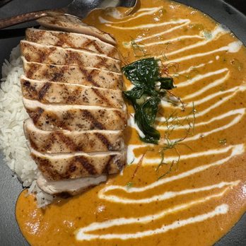 Hanuman Thai Eatery - chicken curry - Thai Near Me - Costa Mesa, California