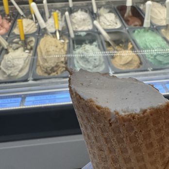 Tifa Chocolate & Gelato - Vanilla Bean Gelato and Lavender I forgot the delicious flavor name - Gelato Near Me - Webster, Texas
