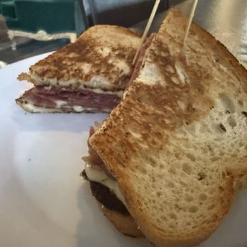 Hitching Post - Reuben - Breakfast & Brunch Near Me - Ahwahnee, California