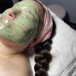 The Chick Spot - Classic Chick Facial $95