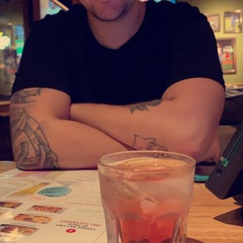 Applebee's Grill + Bar - American Near Me - Farmingdale, New York