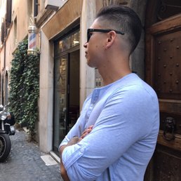 Low skin fade with come back.
