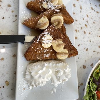 Popping Yolk Cafe - Toffee Banana French Toast - Cafes Near Me - Brea, California Popping Yolk Cafe - Toffee Banana French Toast - Cafes Near Me - Brea, California