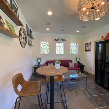 Alamitos Vineyards - Wine Tasting Room Near Me - San Jose, California