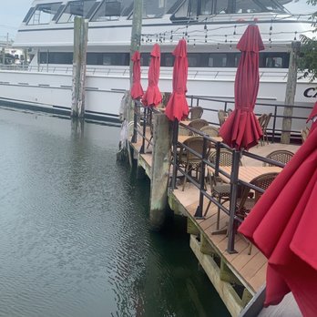Elliot's - View - Seafood Near Me - Freeport, New York