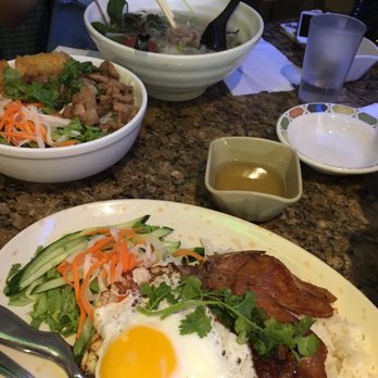 Pho Rua Vang Golden Turtle - Grilled pork rice dish with fried egg - Vietnamese Near Me - Toronto, Ontario Pho Rua Vang Golden Turtle - Grilled pork rice dish with fried egg - Vietnamese Near Me - Toronto, Ontario