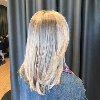 Casita Salon - blonde highlights - Hair Stylists Near Me Casita Salon - blonde highlights - Hair Stylists Near Me