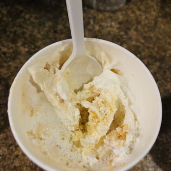 Bacio di Latte - Caramello Salato - Gelato Near Me - Los Angeles, California