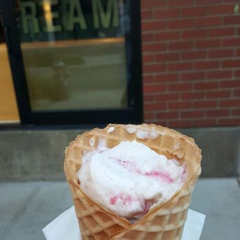 Salt & Straw - Ice Cream & Frozen Yogurt Near Me - Seattle, Washington Salt & Straw - Ice Cream & Frozen Yogurt Near Me - Seattle, Washington