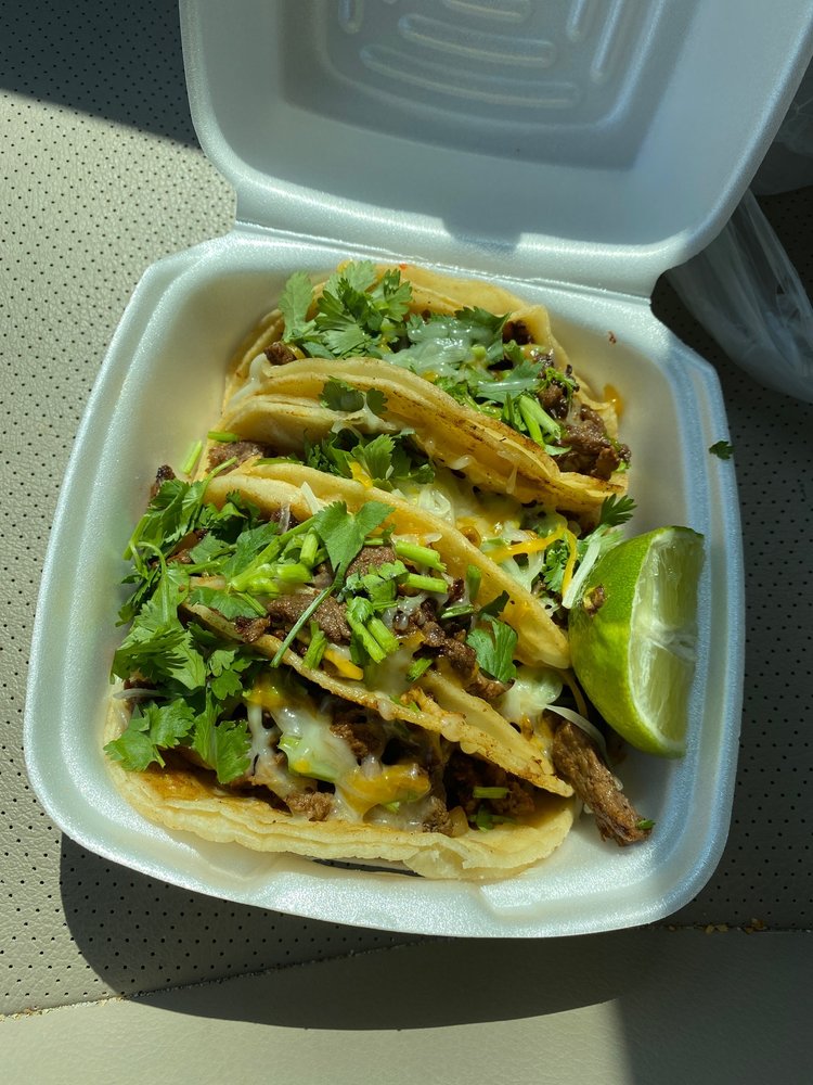 Adams Tacqueria — Mexican restaurant in Euless