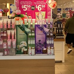Bath & Body Works - Spring has sprung!