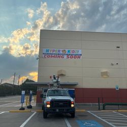 Hyper Kidz - Hyperkidz Dallas - huge indoor playground is coming soon - FALL2025