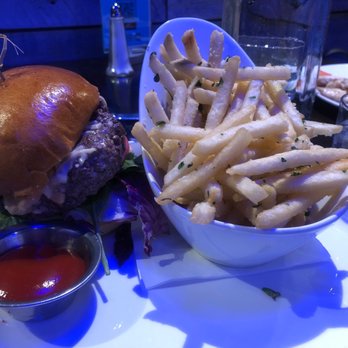 Kitchen 86 - Mega burger - Bars Near Me - Palm Desert, California