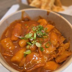 Seoul Drop - Spicy tteokbokki