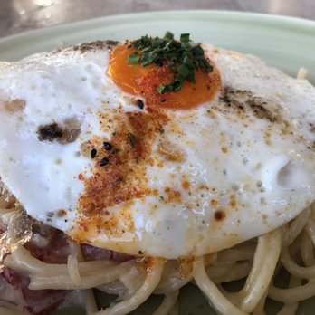 Driftwood Kitchen - Lobster Spaghetti Carbonara - Seafood Near Me - Laguna Beach, California Driftwood Kitchen - Lobster Spaghetti Carbonara - Seafood Near Me - Laguna Beach, California