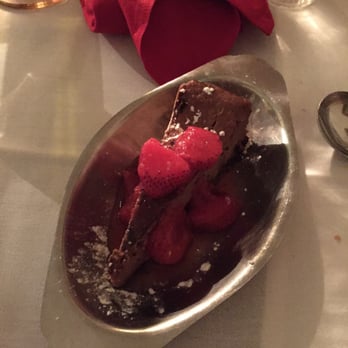 Italian Connection - Chocolate cheesecake - very slender slice and very average tasting - Italian Near Me - Fort Wayne, Indiana