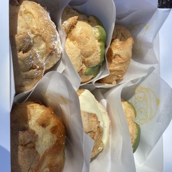 Beard Papa's - Half a dozen ($1 off) - Desserts Near Me - Cupertino, California Beard Papa's - Half a dozen ($1 off) - Desserts Near Me - Cupertino, California