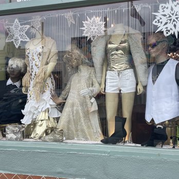 Far Outfit - I loved this coat in the windows - Used, Vintage & Consignment Near Me - Long Beach, California