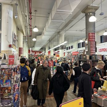 Strand Bookstore - Bookstores Near Me - New York, New York