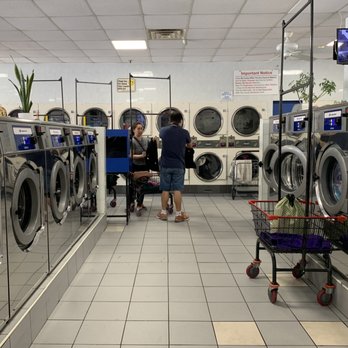 Fresh Meadows MegaWash - Laundromat Near Me - Fresh Meadows, New York Fresh Meadows MegaWash - Laundromat Near Me - Fresh Meadows, New York