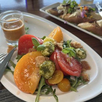 Altius - Heirloom tomato salad - New American Near Me - Pittsburgh, Pennsylvania