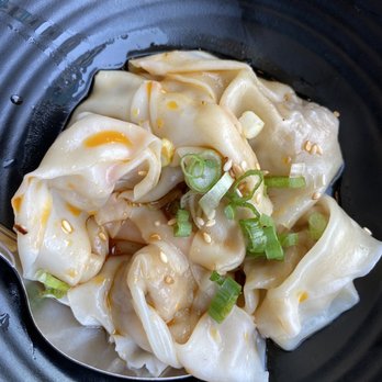 Dough Zone Dumpling House - Seattle ID - Wonton with chili sauce - Shanghainese Near Me - Seattle, Washington Dough Zone Dumpling House - Seattle ID - Wonton with chili sauce - Shanghainese Near Me - Seattle, Washington