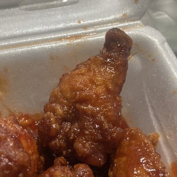 Main Moon Chinese Restaurant - Chicken wing - Chinese Near Me - Stone Mountain, Georgia