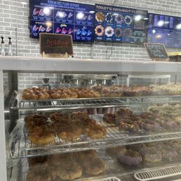 Donut and menu display Donut and menu display