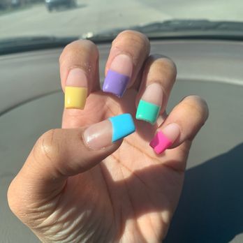Ritz Nails - Nail Salons Near Me - Sterling Heights, Michigan