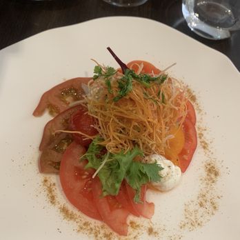 Saku Restaurant - Tomates mozza rillettes de poissons - French Near Me - Lyon, 69 Saku Restaurant - Tomates mozza rillettes de poissons - French Near Me - Lyon, 69