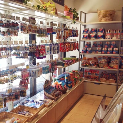 Fugaku Wind Cave by null