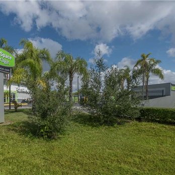 Extra Space Storage - Security Screens - Self Storage Near Me - St Petersburg, Florida Extra Space Storage - Security Screens - Self Storage Near Me - St Petersburg, Florida